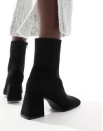 Wide Fit Record smart mid-boots in black