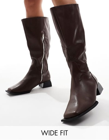 ‌Stylish Elixir knee boots with square toe in brown