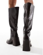 Mayah knee boots in brown