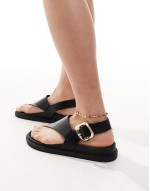 toe thong footbed sandals in black