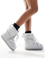 snow boots in silver
