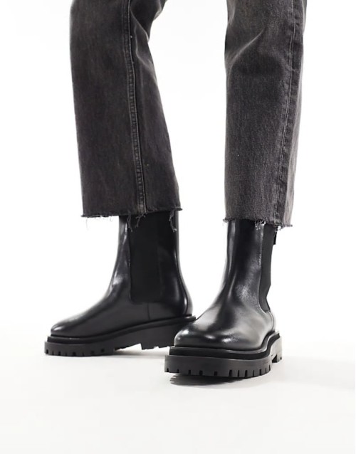 Dana chelsea loafer in black leather