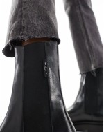 Dana chelsea loafer in black leather
