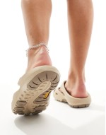 Shanti sandals in beige