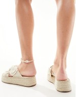 Jasmina cross-strap flatform espadrilles with crochet flowers